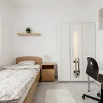 Bb - 2br With Parking Close To Centre * Будапешт