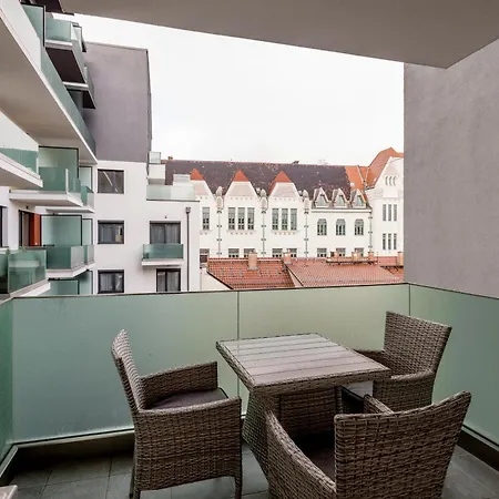 Apartment Bb - 2br With Parking Close To Centre *