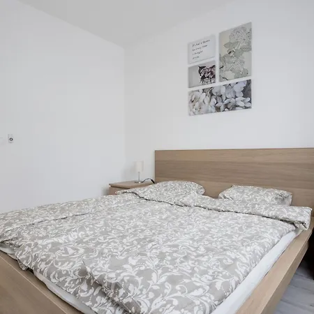 Bb - 2br With Parking Close To Centre Budapest