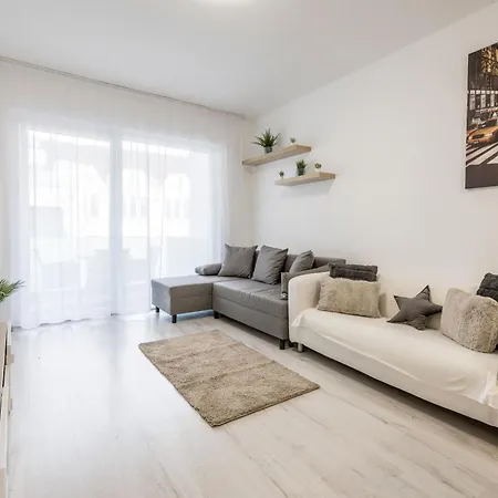 Bb - 2br With Parking Close To Centre * Budapest
